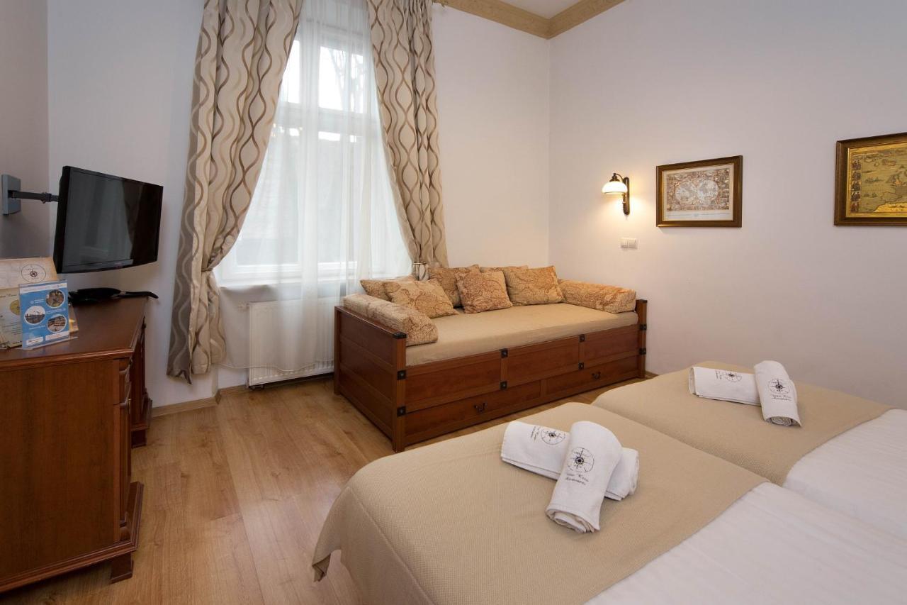 B12 - Comfort Apartemnts City Center Apartament